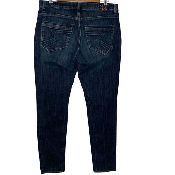 Rock & Republic Jeans Women Size 8 Emo Skinny Straight Embossed Mid-Rise Stretch - Picture 2 of 9
